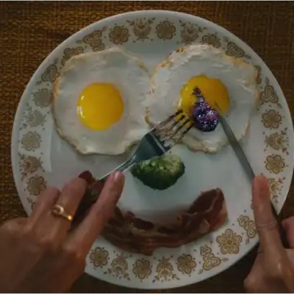 Corelle Taylor Swift Anti Hero Music Video Floral Butterfly Gold White Plates - Picture 12 of 12